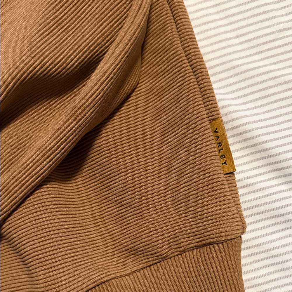 Varley High Neck Zip-Up - Picture 3 of 6